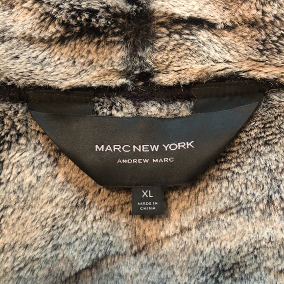 Andrew Marc New York Faux Fur Vest - Picture 3 of 3